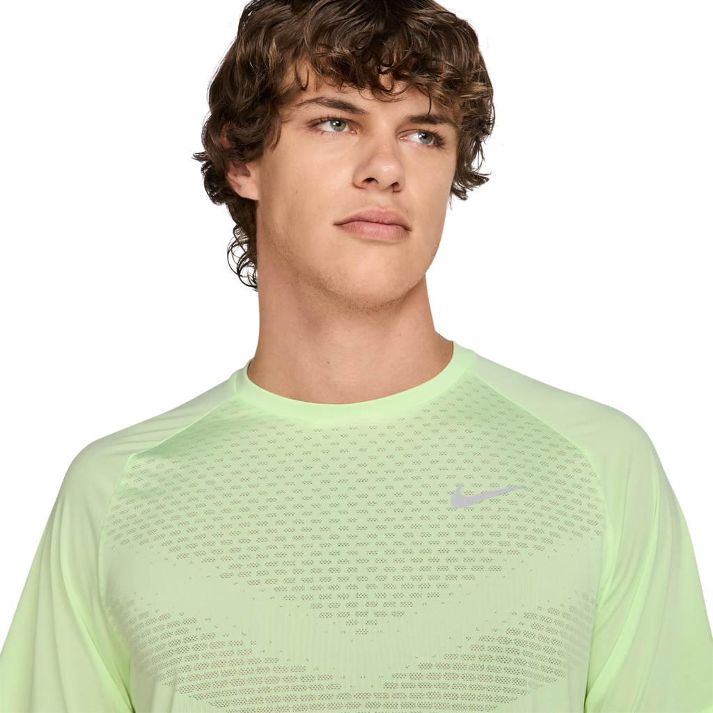 Nike Stride Dri-Fit ADV Laufshirt gelb