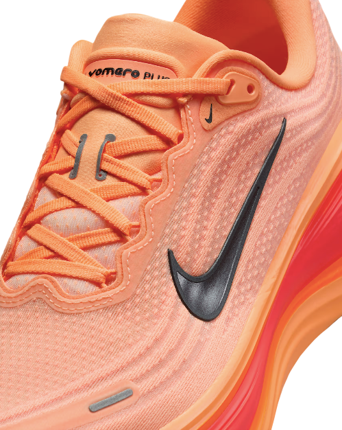 Nike Vomero Plus Laufschuhe orange