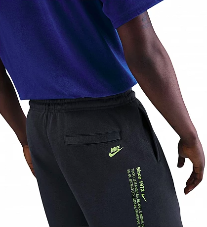 Nike Sportswear Club Fleeceshorts grau  