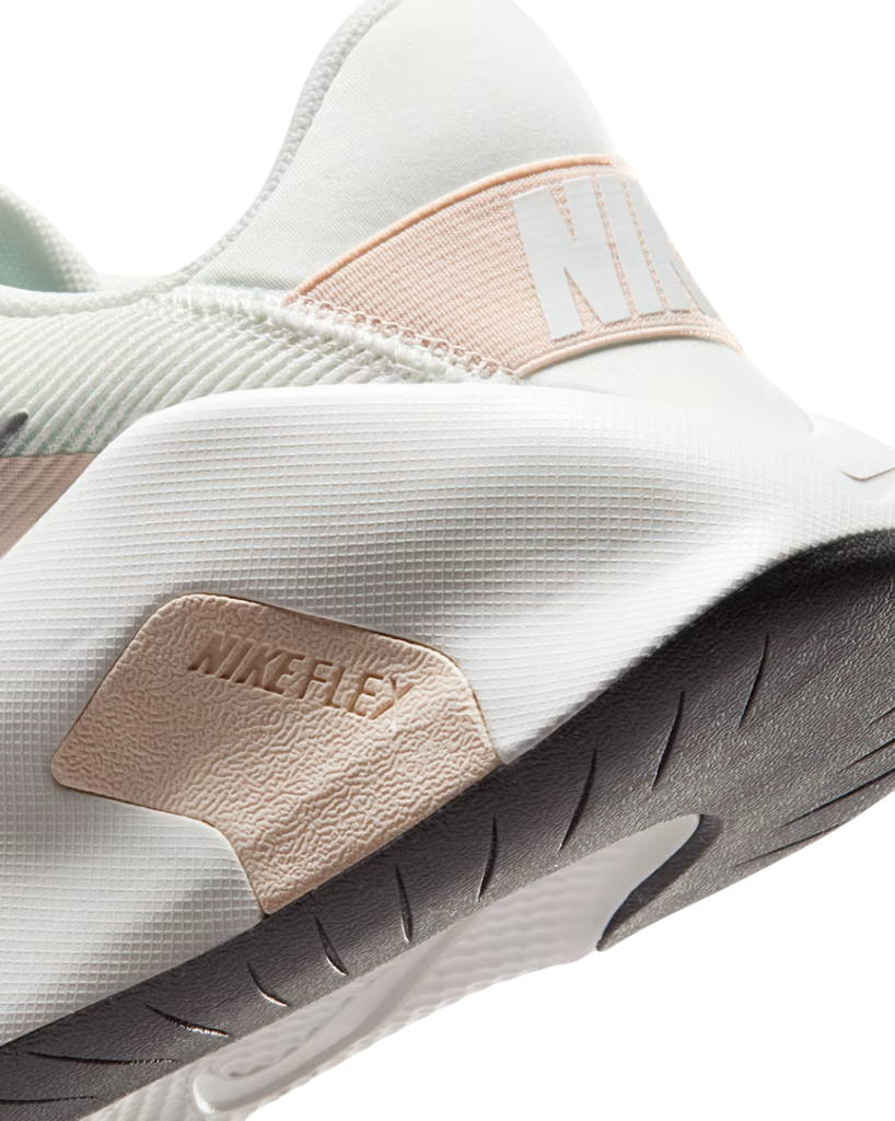 Nike Flex Trainingsschuhe weiß Damen    