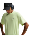 Nike Dri-FIT UV Hyverse T-Shirt gelb