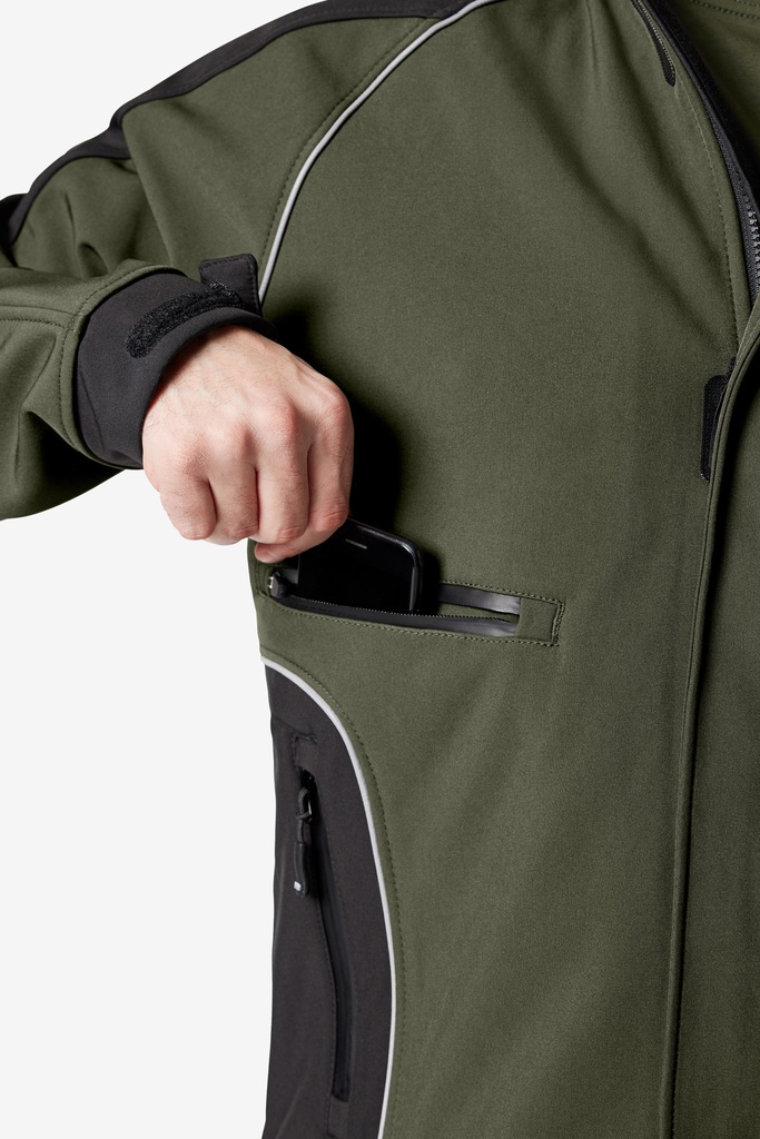 FHB WALTER Softshelljacke oliv