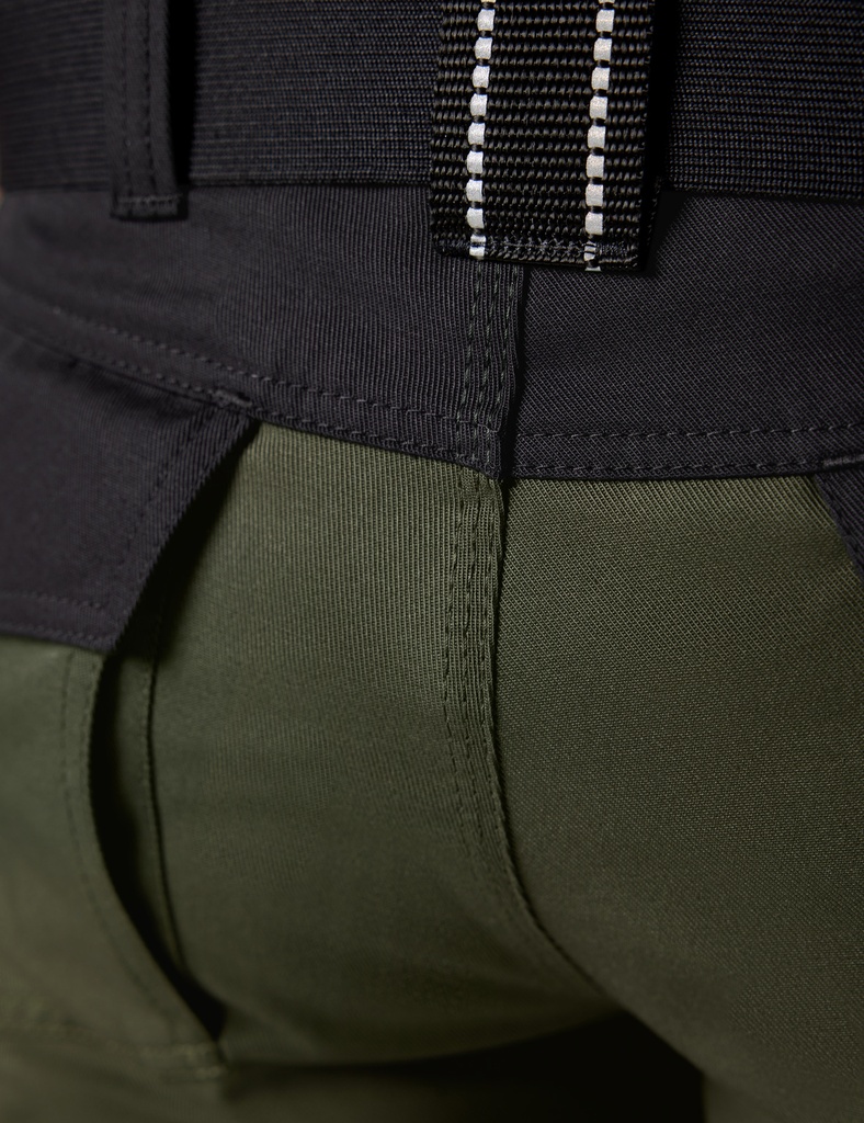 FHB THEO Bermuda Arbeitshose oliv