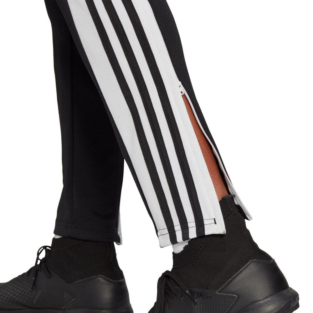 adidas_Squadra_21_Trainingshose_schwarz_Herren_232937086TEA01_3_2.jpg