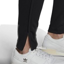 adidas_Entrada_22_Trainingshose_schwarz_Herren_232434104ADM01_2_2.jpg