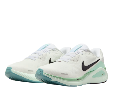 Nike Structure 26 Straßenlaufschuhe weiß Damen